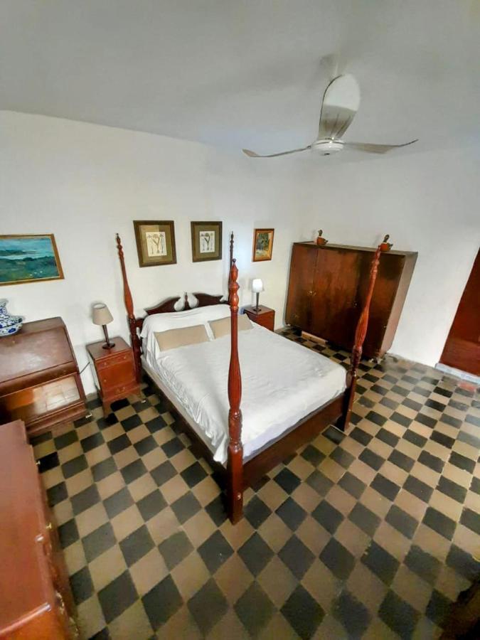 Casa Yoly Hostel グラナダ エクステリア 写真