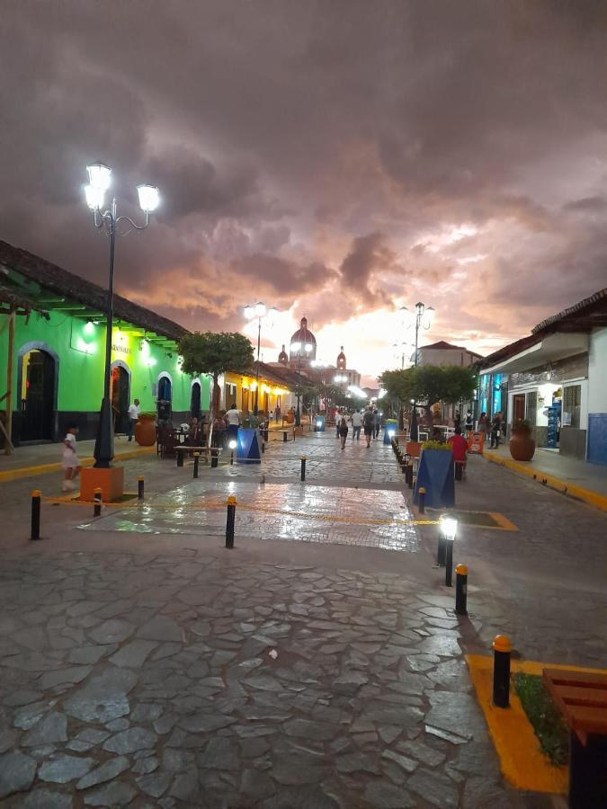 Casa Yoly Hostel グラナダ エクステリア 写真