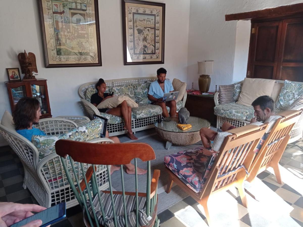 Casa Yoly Hostel グラナダ エクステリア 写真
