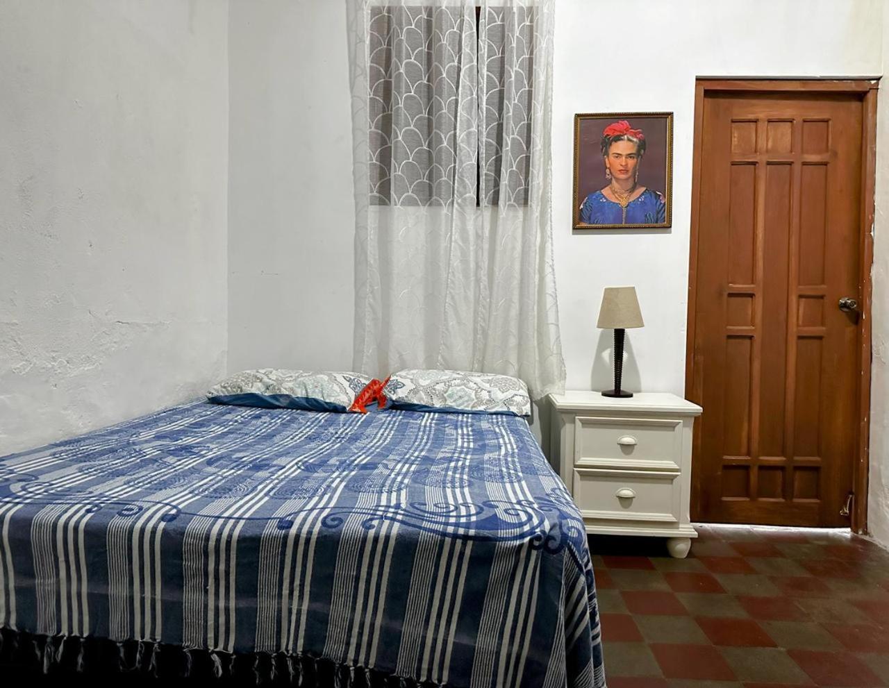 Casa Yoly Hostel グラナダ エクステリア 写真